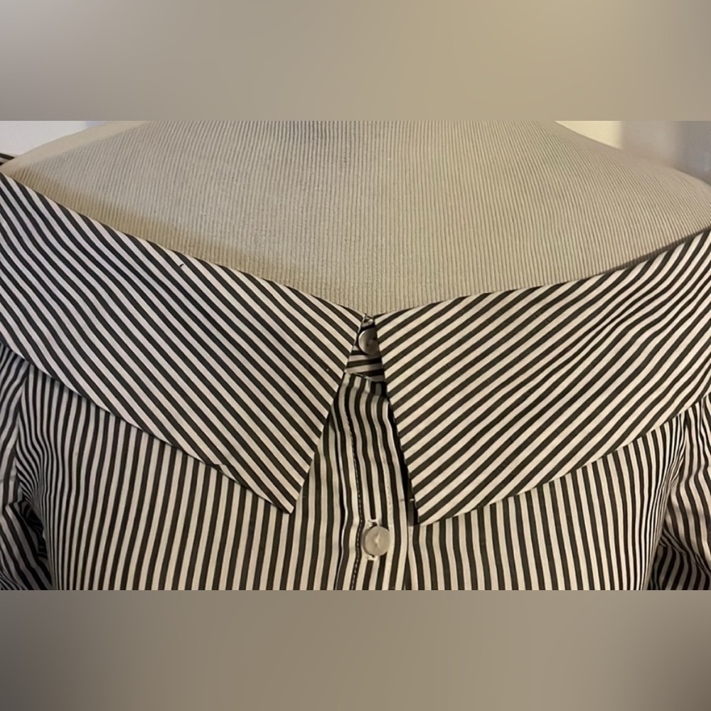 Romeo & Juliet Couture Shirt M Striped Button Down Butterfly Floral Embroidered - Picture 11 of 12